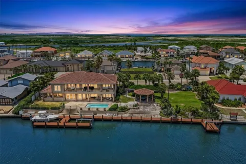 350 Mustang Boulevard