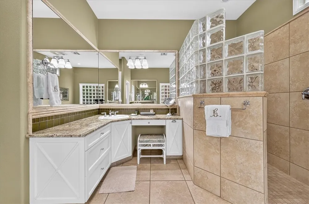 350 Mustang Boulevard Port Aransas, TX 78373