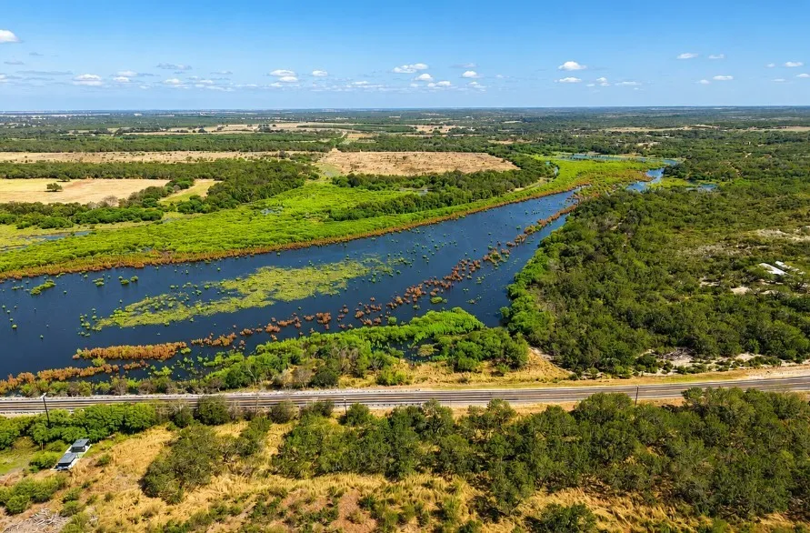 120 Swinney Switch Drive Dinero, TX 78368