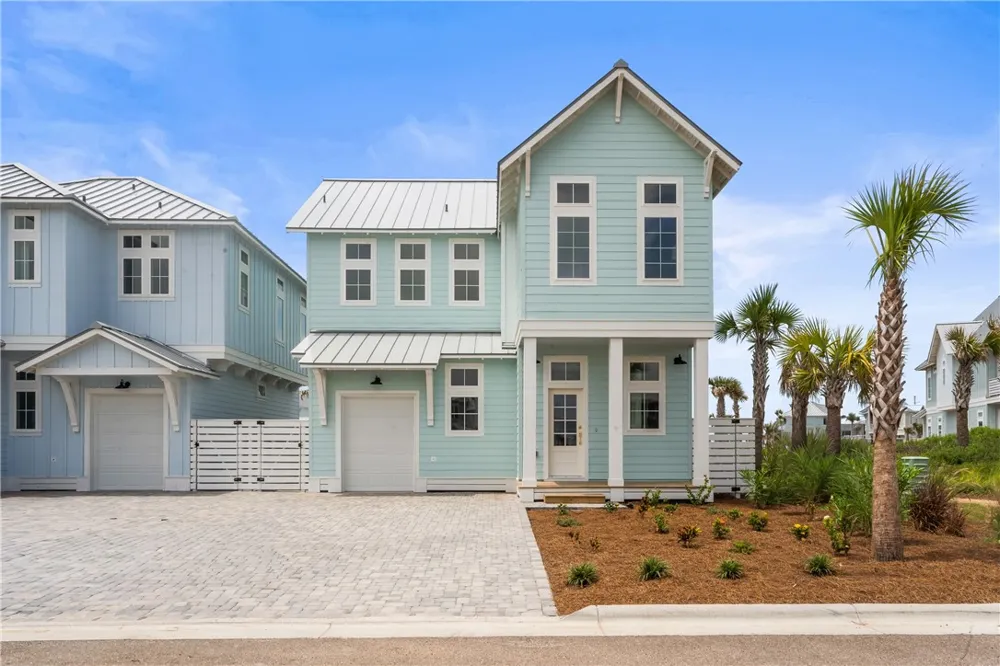209 Horse Tail Lane Port Aransas, TX 78373