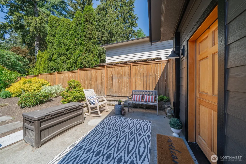 19927 89th Place W Edmonds, WA 98026