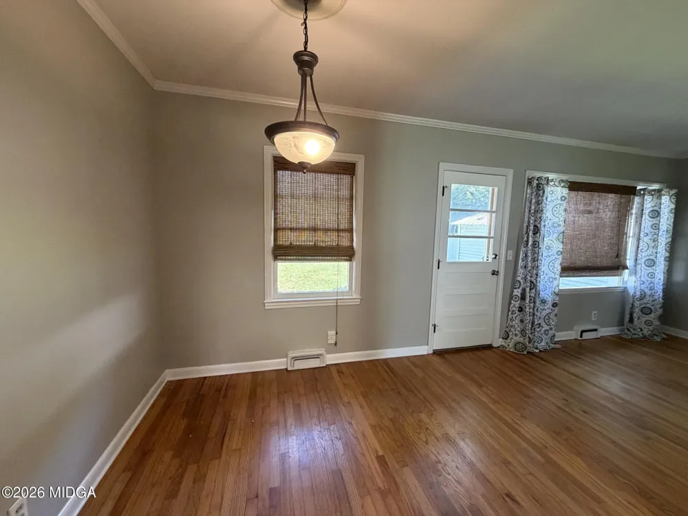108 W Peter Cochran, GA 31014