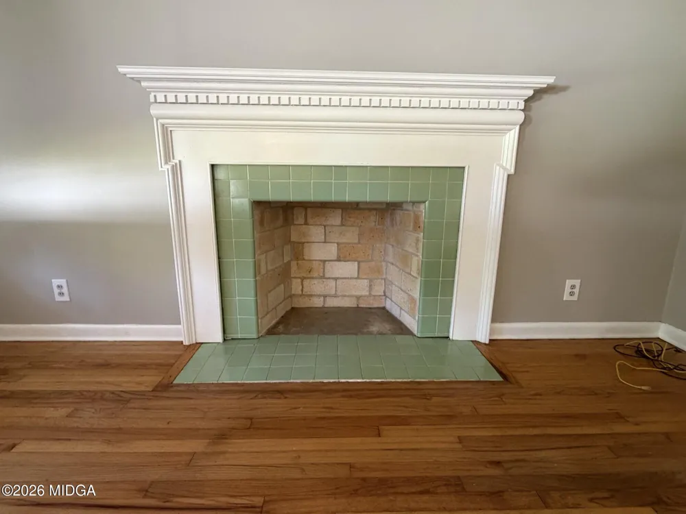 108 W Peter Cochran, GA 31014