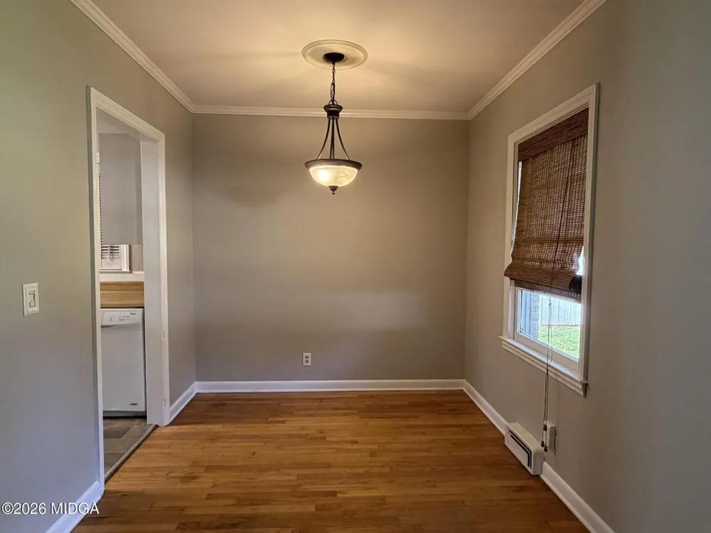 108 W Peter Cochran, GA 31014