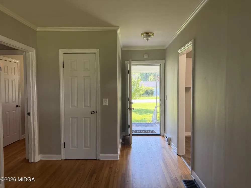 108 W Peter Cochran, GA 31014