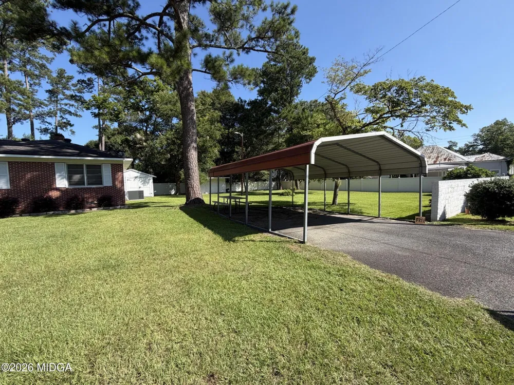 108 W Peter Cochran, GA 31014