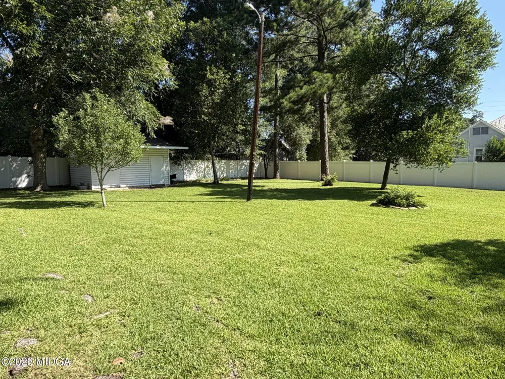 108 W Peter Cochran, GA 31014