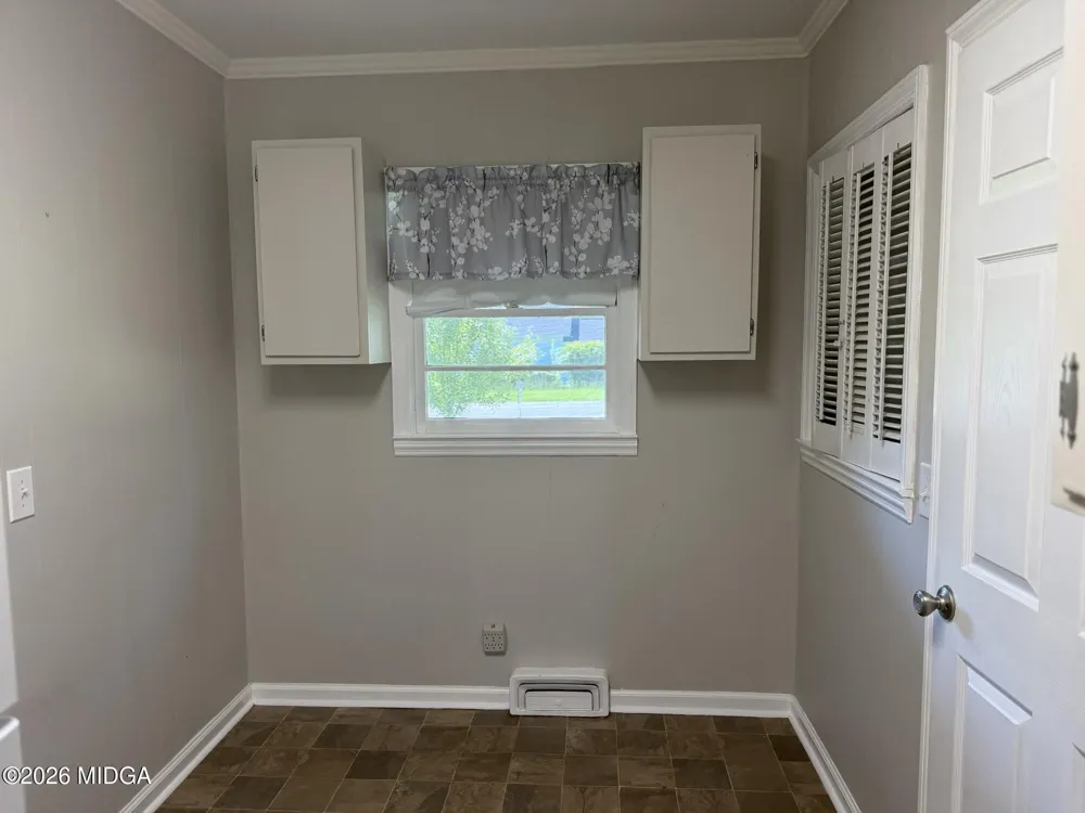 108 W Peter Cochran, GA 31014