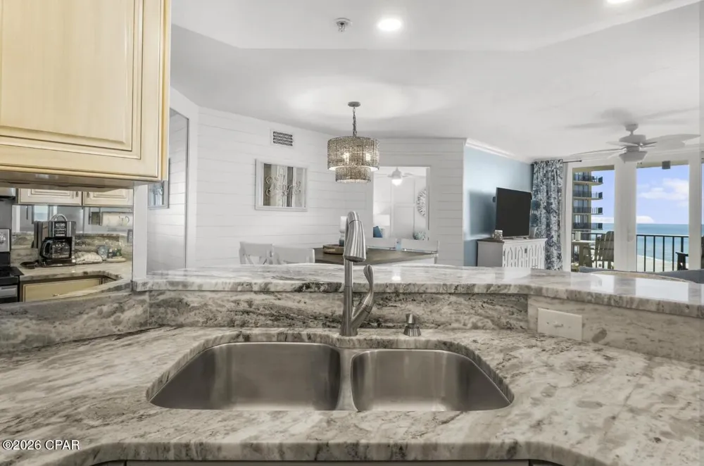 6505 Thomas Drive #512 Panama City, FL 32408