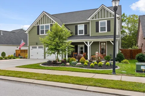 1706 Buttonwood Loop