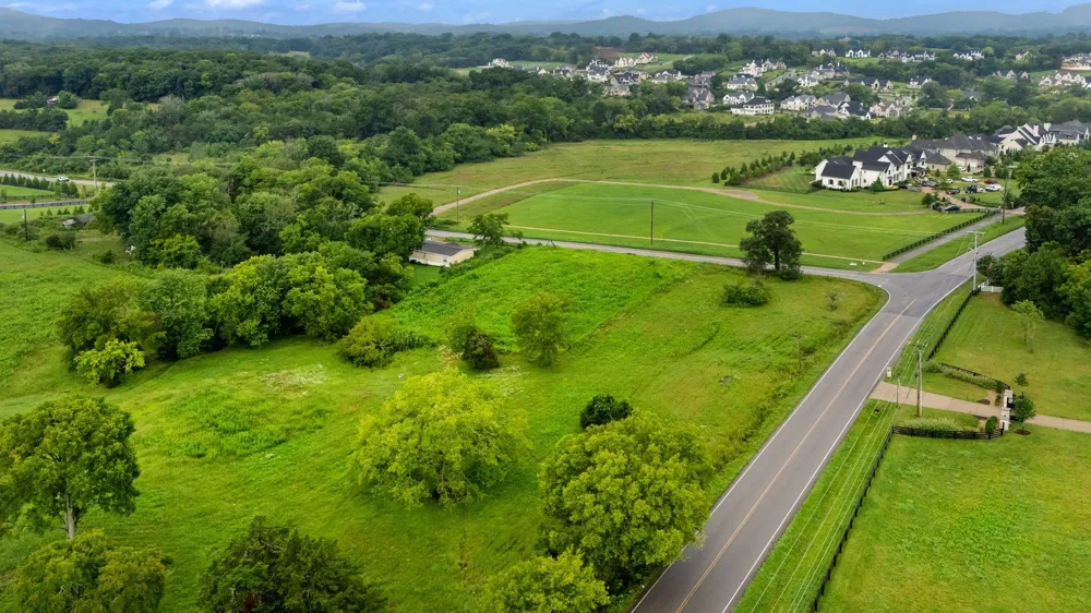 9861 Split Log Rd Brentwood, TN 37027