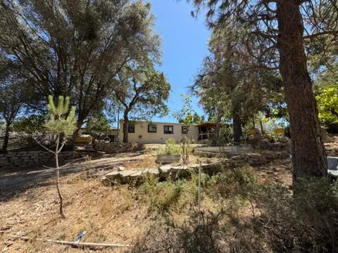 35905 Oak Springs Road