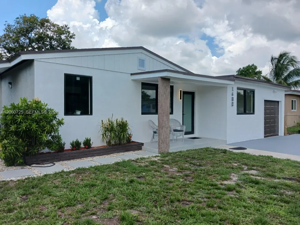 1480 NE 157th St North Miami Beach, FL 33162