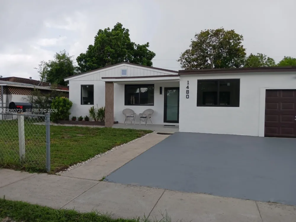 1480 NE 157th St North Miami Beach, FL 33162