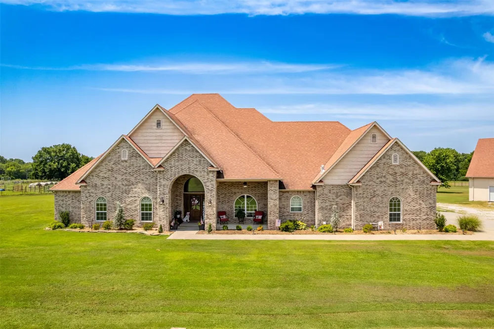 27318 E 758 ROAD Wagoner, OK 74467