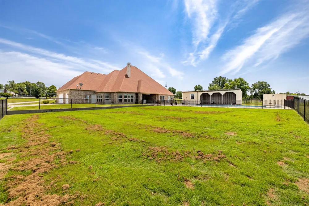 27318 E 758 ROAD Wagoner, OK 74467
