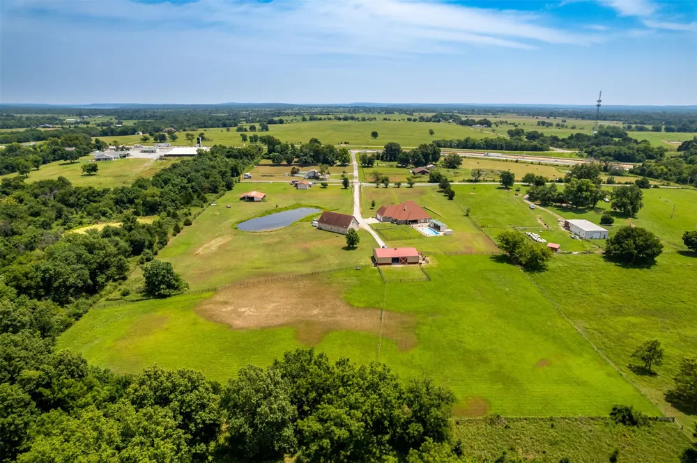 27318 E 758 ROAD Wagoner, OK 74467