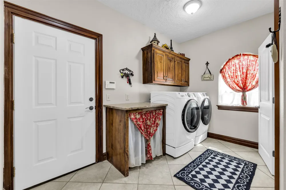 27318 E 758 ROAD Wagoner, OK 74467