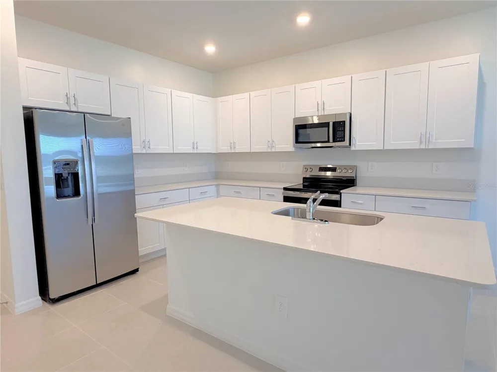 36162 OBSIDION LANE Zephyrhills, FL 33541