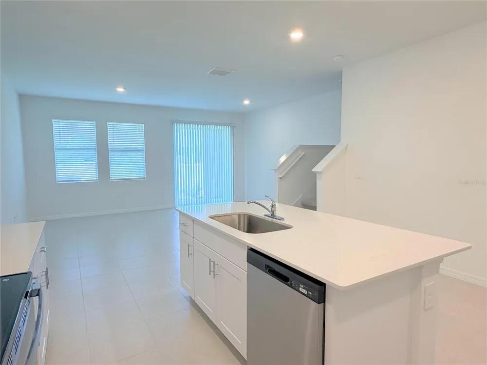 36162 OBSIDION LANE Zephyrhills, FL 33541