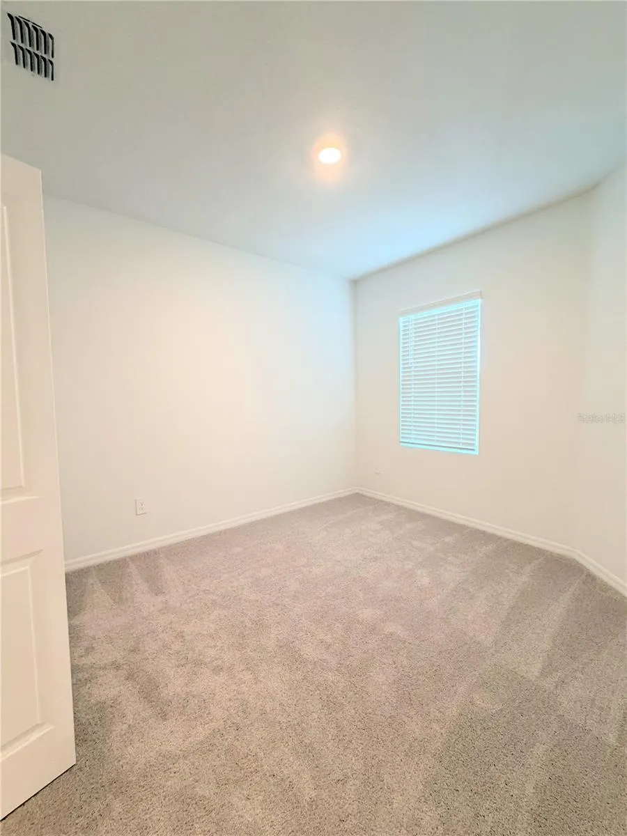 36162 OBSIDION LANE Zephyrhills, FL 33541