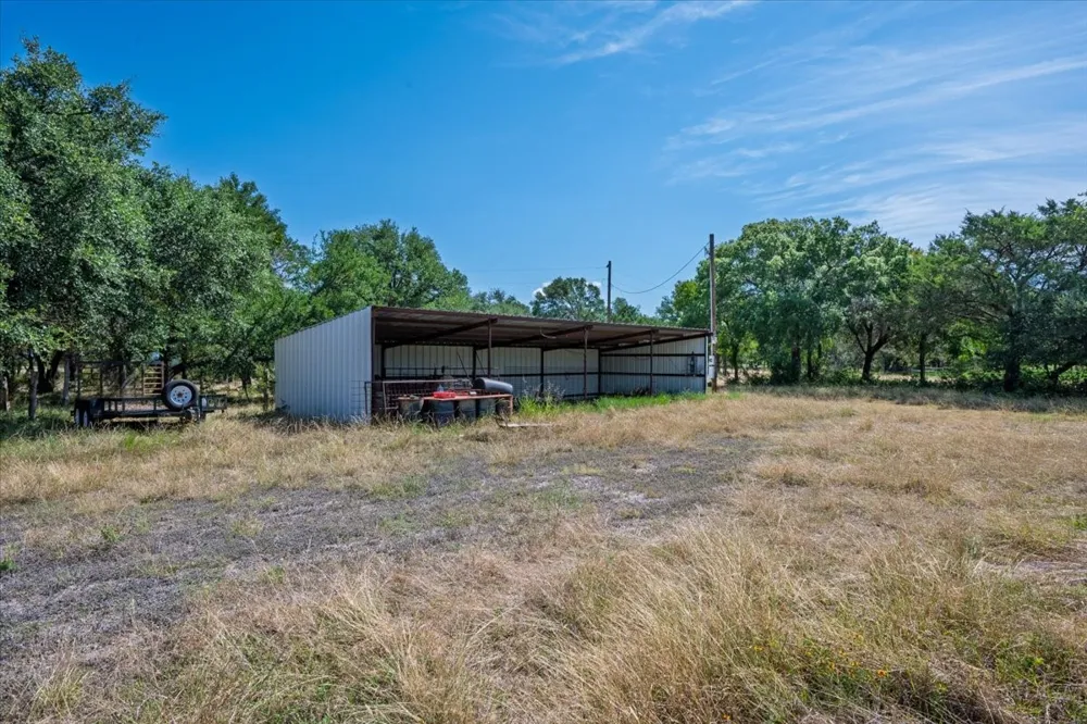 310 County Road 92 Purmela, TX 76566