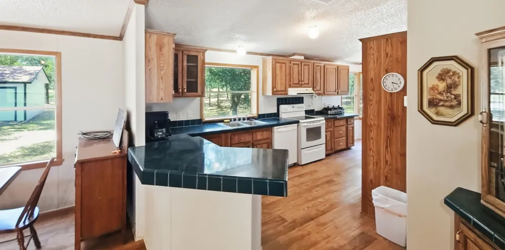 310 County Road 92 Purmela, TX 76566