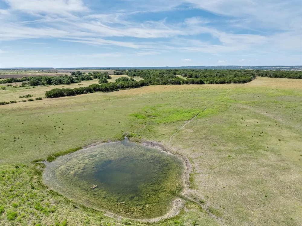 310 County Road 92 Purmela, TX 76566