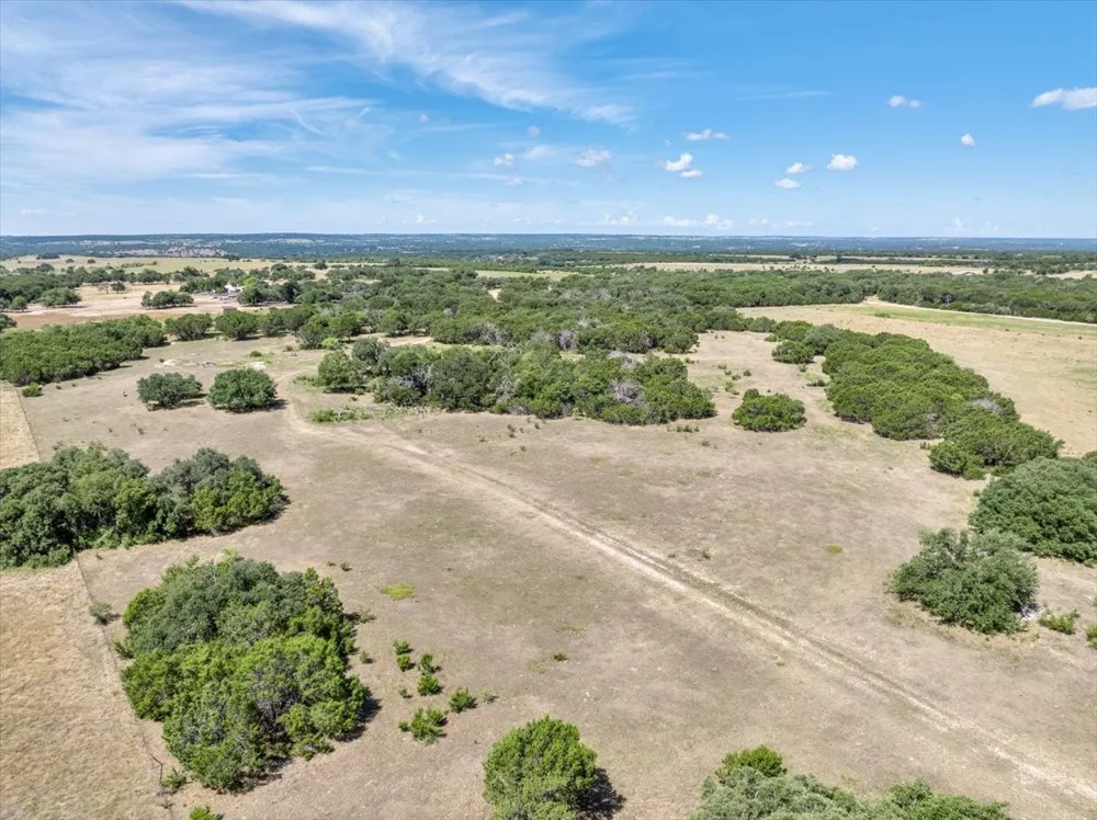 310 County Road 92 Purmela, TX 76566