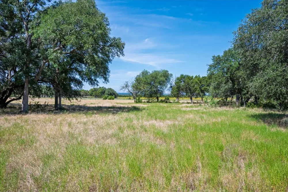 310 County Road 92 Purmela, TX 76566