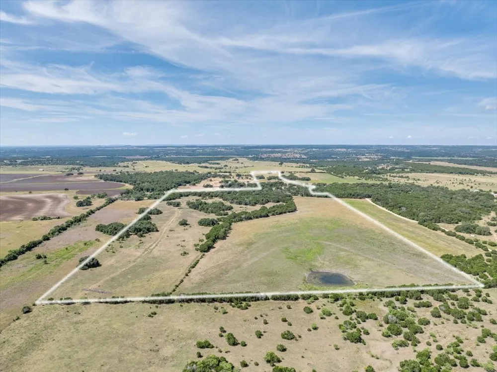 310 County Road 92 Purmela, TX 76566