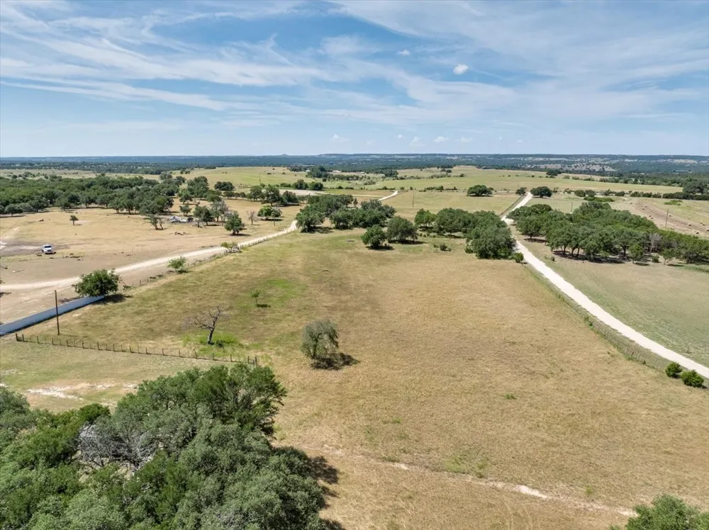 310 County Road 92 Purmela, TX 76566