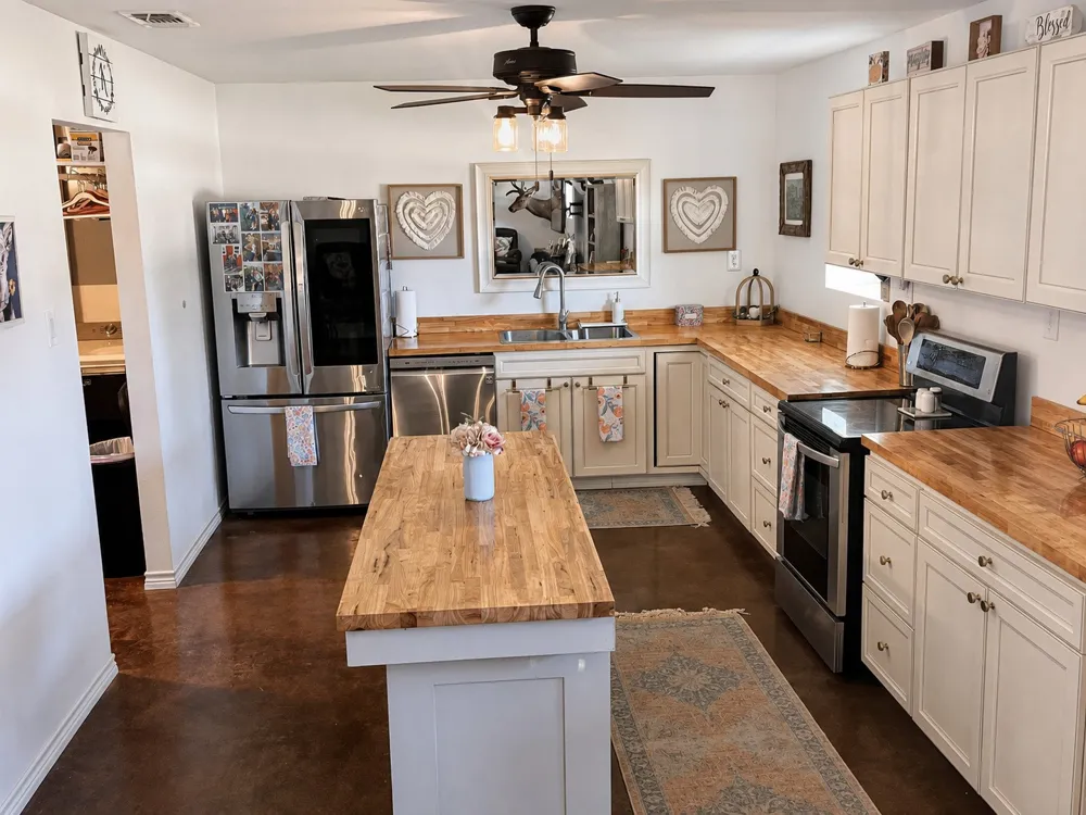 636 PRIVATE ROAD 4691 Baird, TX 79504