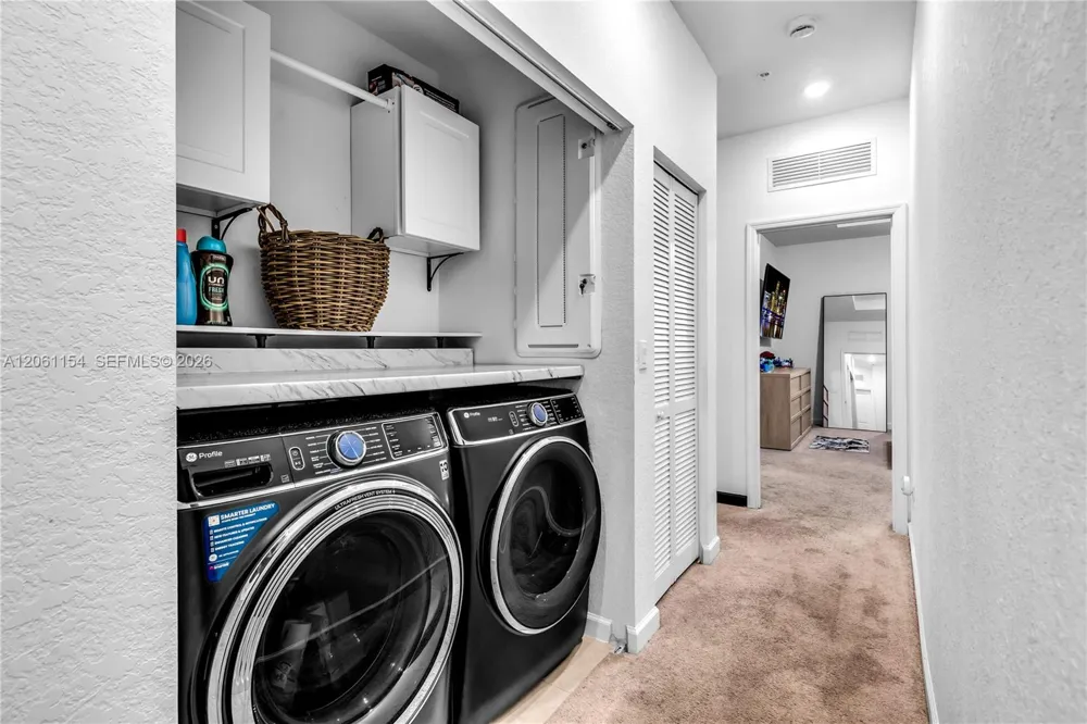 278 SW 159th Pl Pembroke Pines, FL 33027