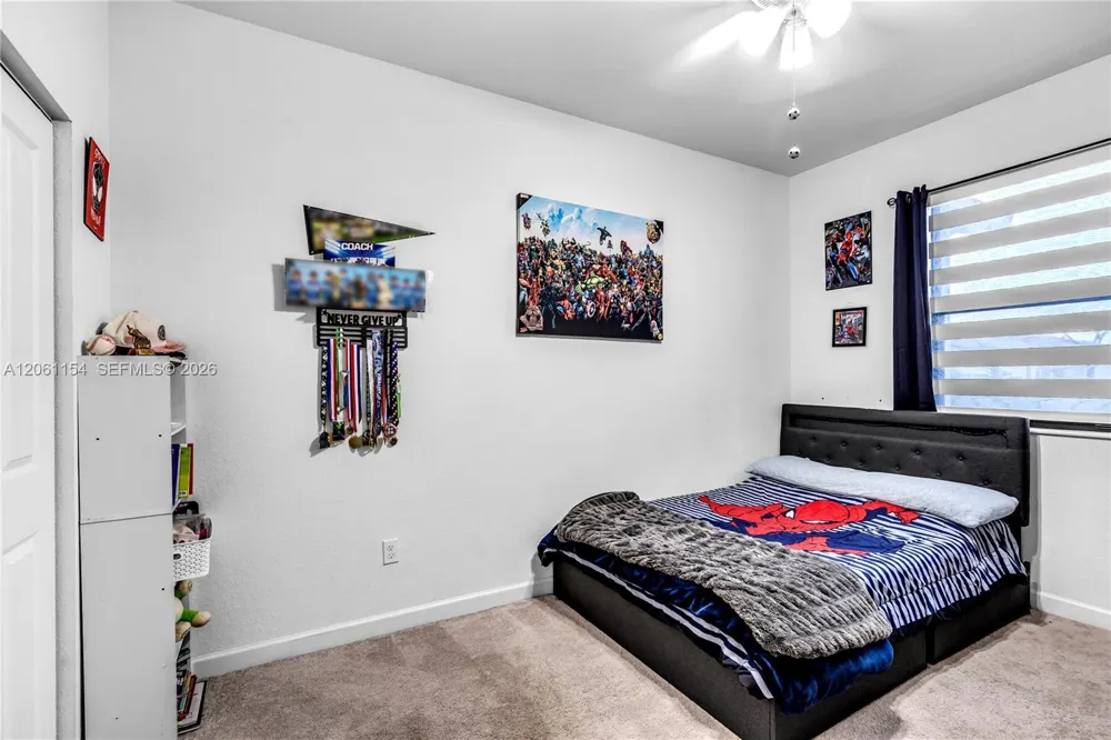 278 SW 159th Pl Pembroke Pines, FL 33027