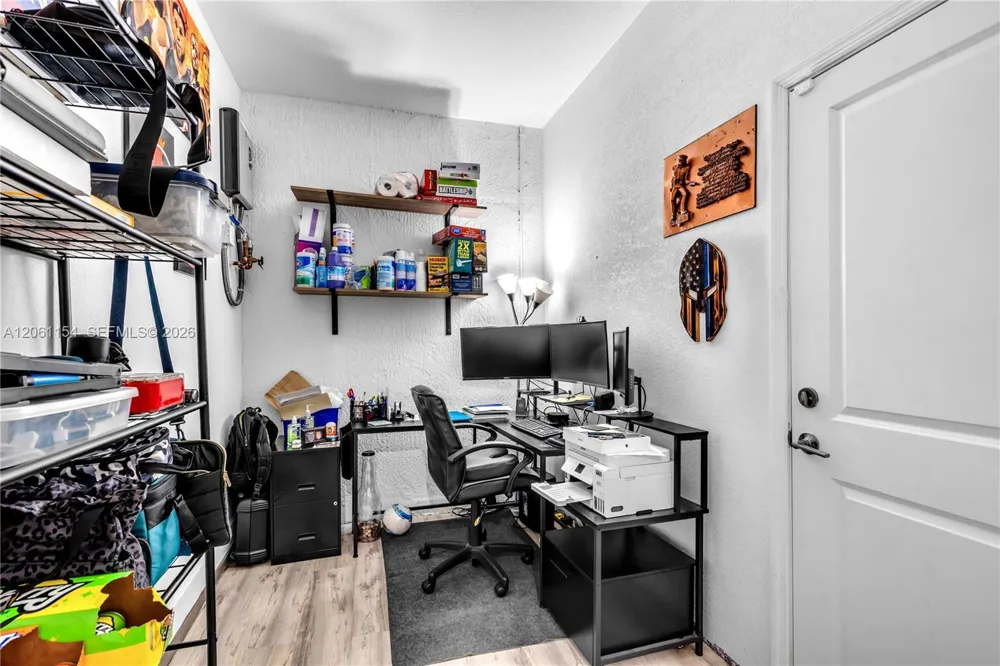 278 SW 159th Pl Pembroke Pines, FL 33027