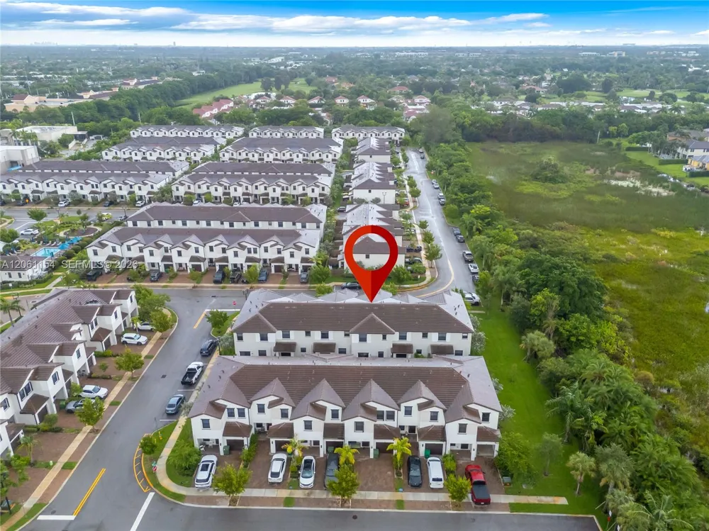 278 SW 159th Pl Pembroke Pines, FL 33027