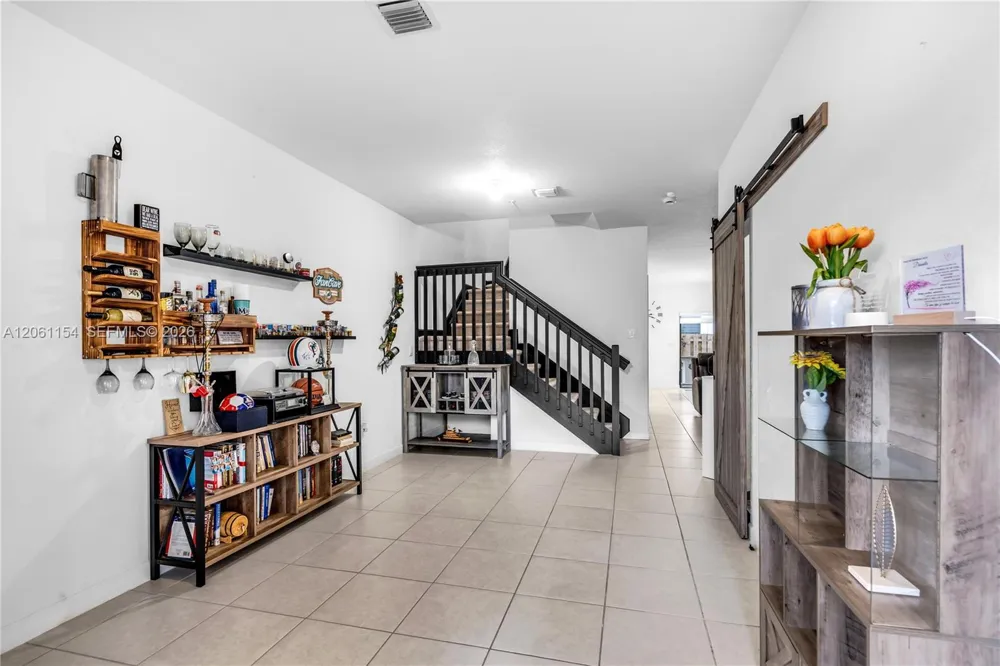 278 SW 159th Pl Pembroke Pines, FL 33027