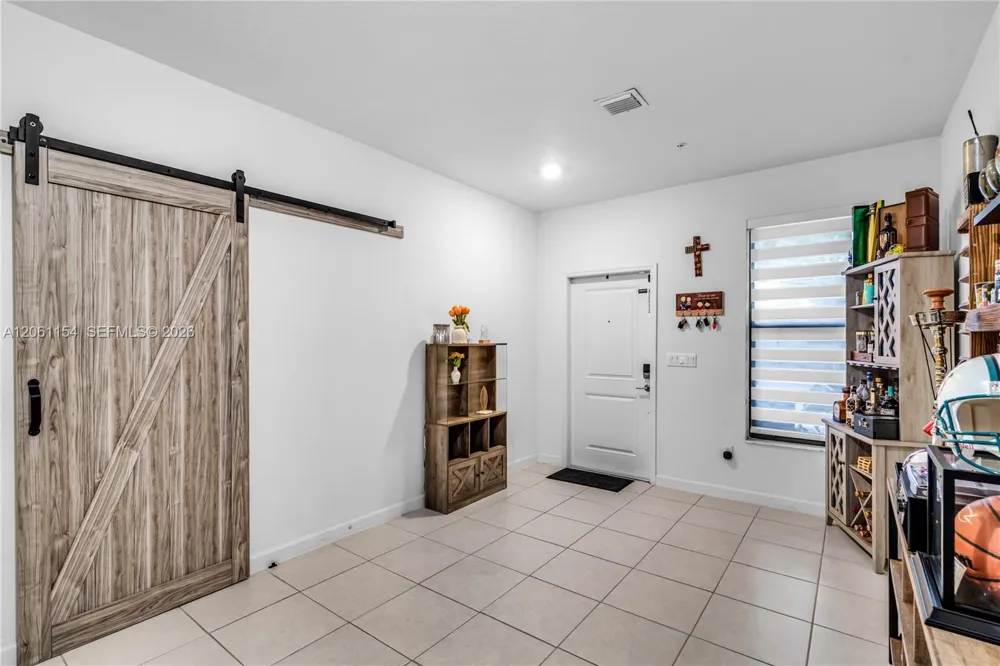 278 SW 159th Pl Pembroke Pines, FL 33027