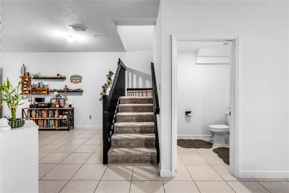 278 SW 159th Pl Pembroke Pines, FL 33027