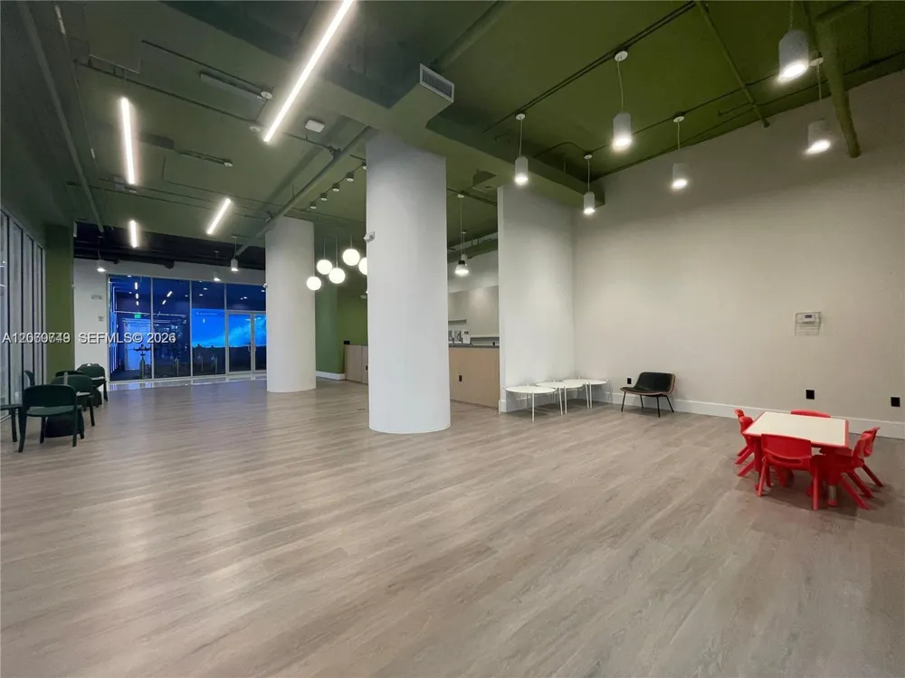 7875 NW 107th Ave #212 Doral, FL 33178