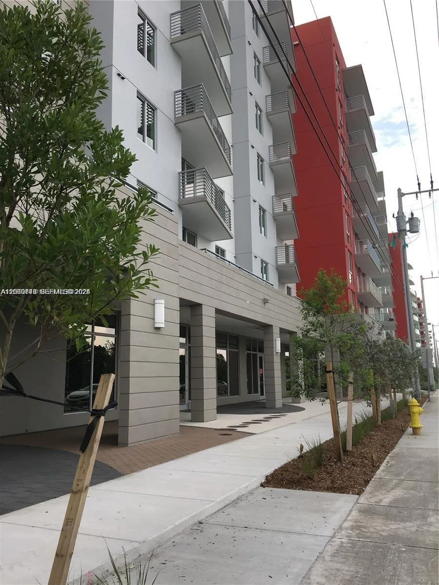7875 NW 107th Ave #212 Doral, FL 33178
