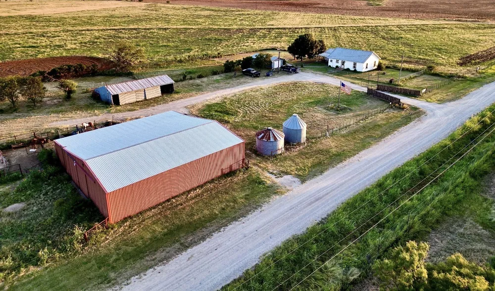 2241 Schlegel Road Olney, TX 76374