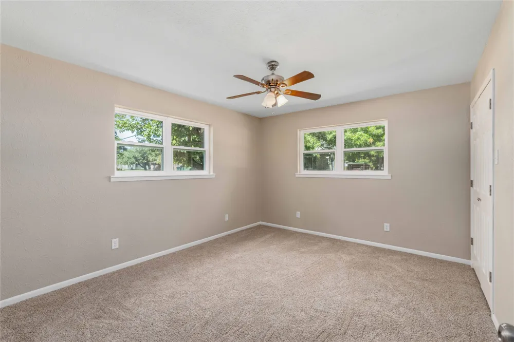 209 S Austin Street De Leon, TX 76444