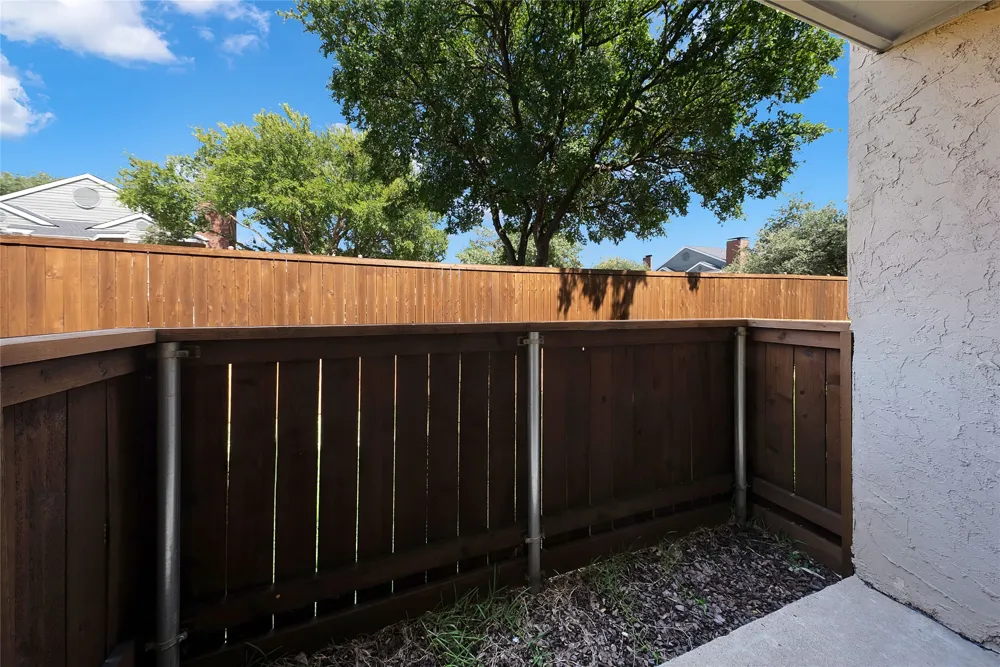 4748 Old Bent Tree Lane #803 Dallas, TX 75287