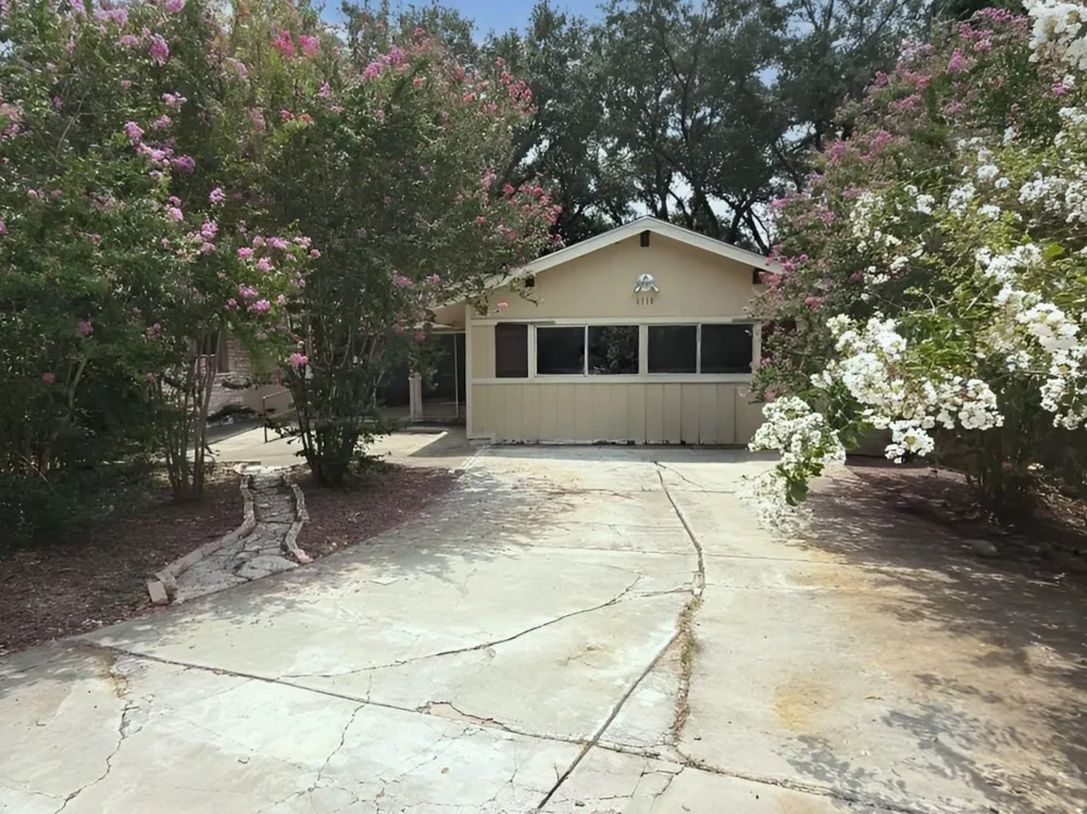 6118 Windy Forest San Antonio, TX 78239