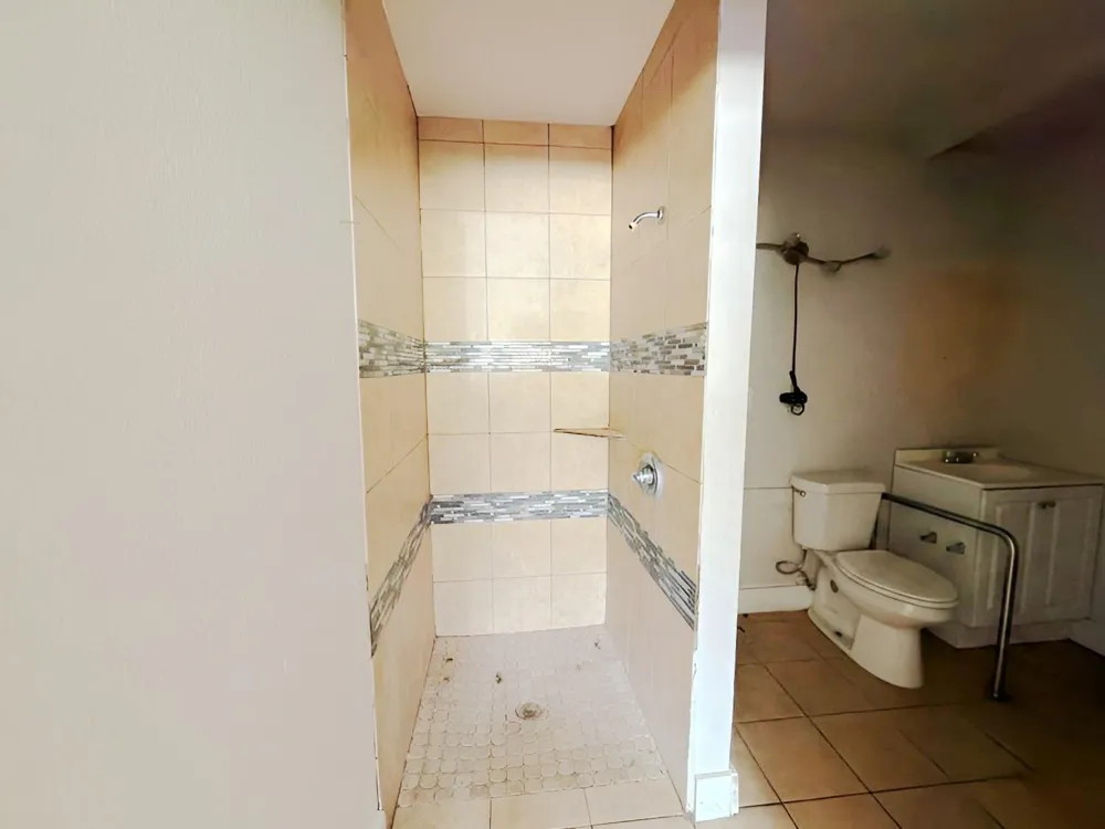 6118 Windy Forest San Antonio, TX 78239