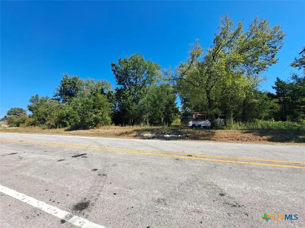 6077 US-77 Highway Rockdale, TX 76567