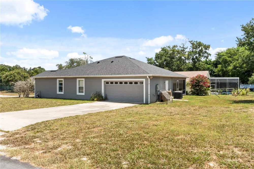 10022 CAROLE PLACE Leesburg, FL 34788