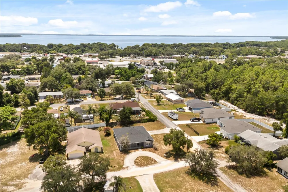 10022 CAROLE PLACE Leesburg, FL 34788
